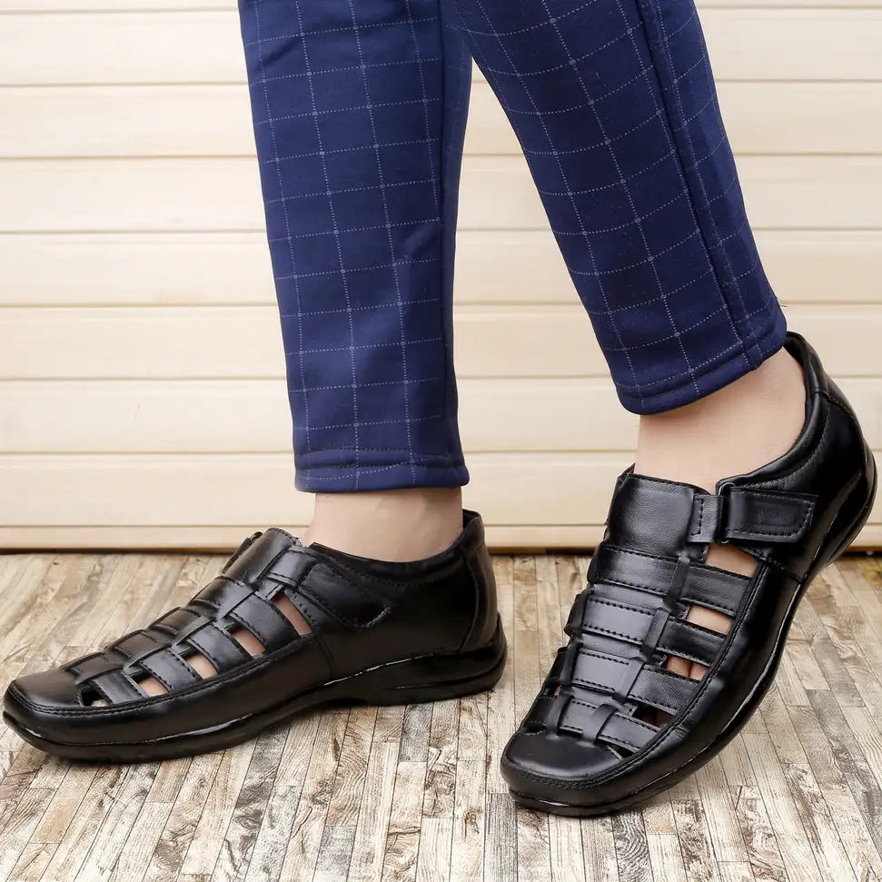 Durable Casual Sandals for Men in Black – Lightweight & Trendy